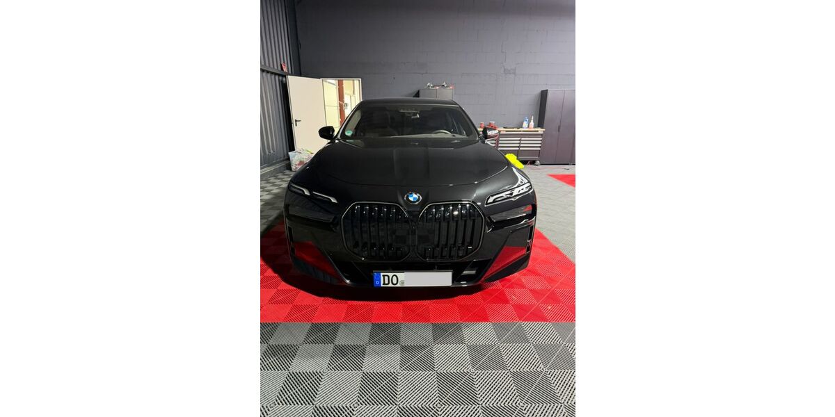 BMW 740 25.500 km 92.900 &euro; Dortmund 44145