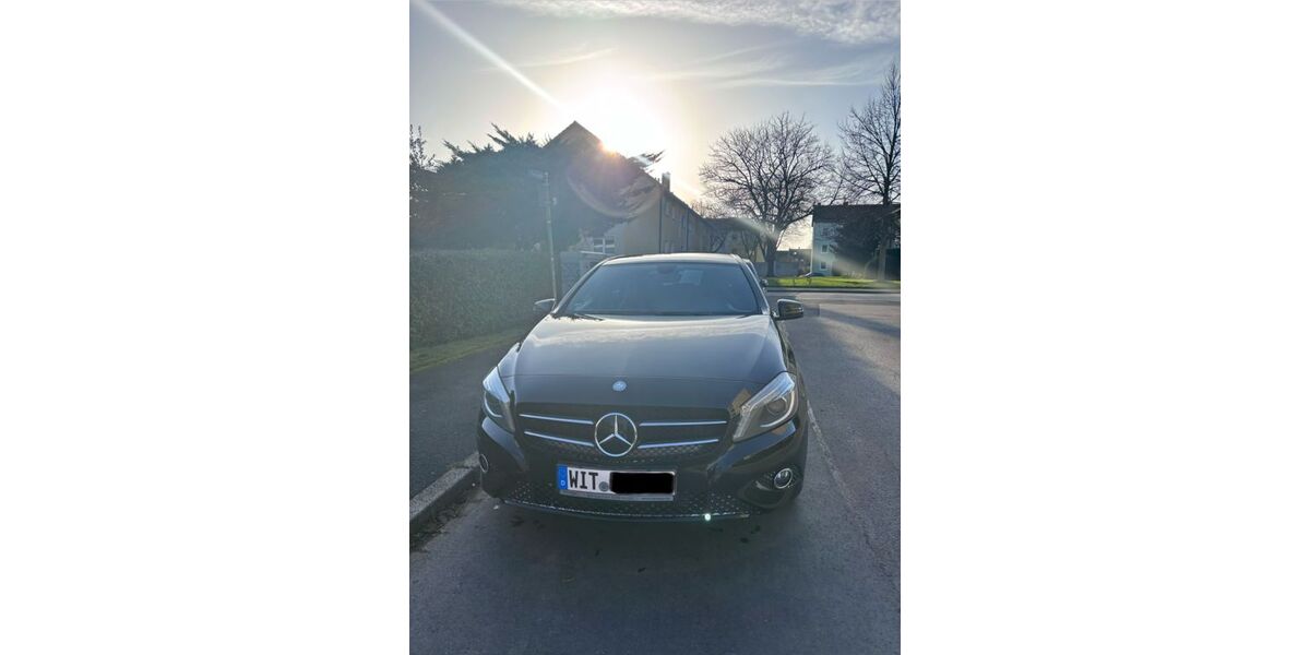 Mercedes-Benz A 180 108.480 km 11.900 &euro; Witten 58455