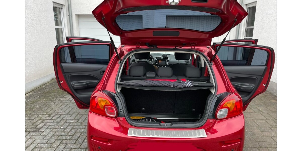 Mitsubishi Space Star 82.300 km 5.700 &euro; Ahlen 59227