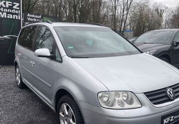 VW Touran 230.000 km 3.990 &euro; Unna 59423