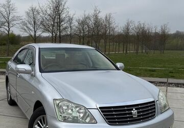 Toyota Crown 47.200 km 6.850 &euro; Dortmund 44379