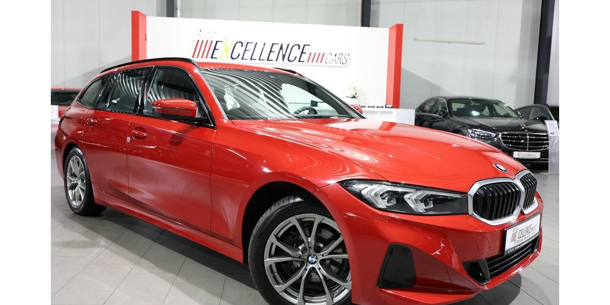 BMW 318d Touring SHADOW SPORT MELBOURNEROT-METALLIC 73.000 km 25.333 &euro; Hamm 59077