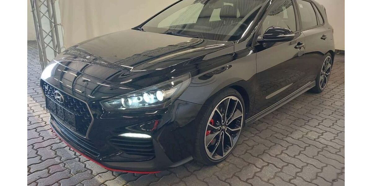 Hyundai i30 58.900 km 22.986 &euro; Hamm 59067