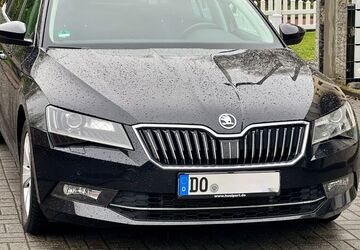 Skoda Superb 127.000 km 15.700 &euro; Dortmund 44379