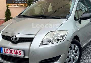 Toyota Auris 149.700 km 6.400 &euro; Dortmund 44319