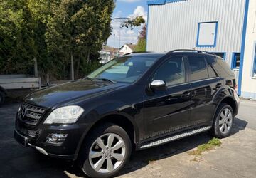 Mercedes-Benz ML 350 246.500 km 11.500 &euro; Fröndenberg 58730