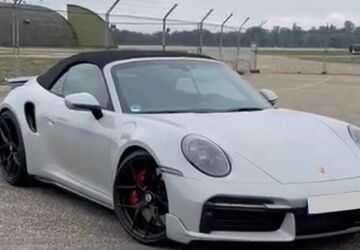 Porsche 992 14.505 km 209.900 &euro; Dortmund 44139