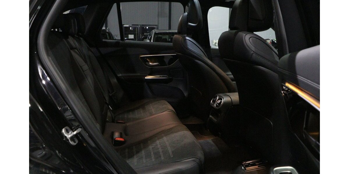 Mercedes-Benz GLC 300 de 4Matic AMG-LINE SPORT PANORAMA, LASER 90.000 km 51.777 &euro; Hamm 59077