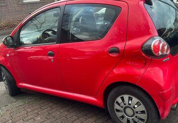 Toyota Aygo (X) 117.386 km 2.495 &euro; Ahlen 59229