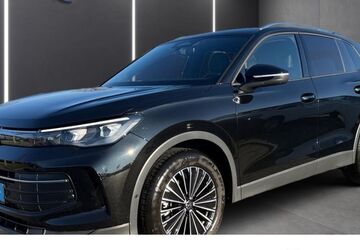 VW Tiguan 25.588 km 36.890 &euro; Werl 59457